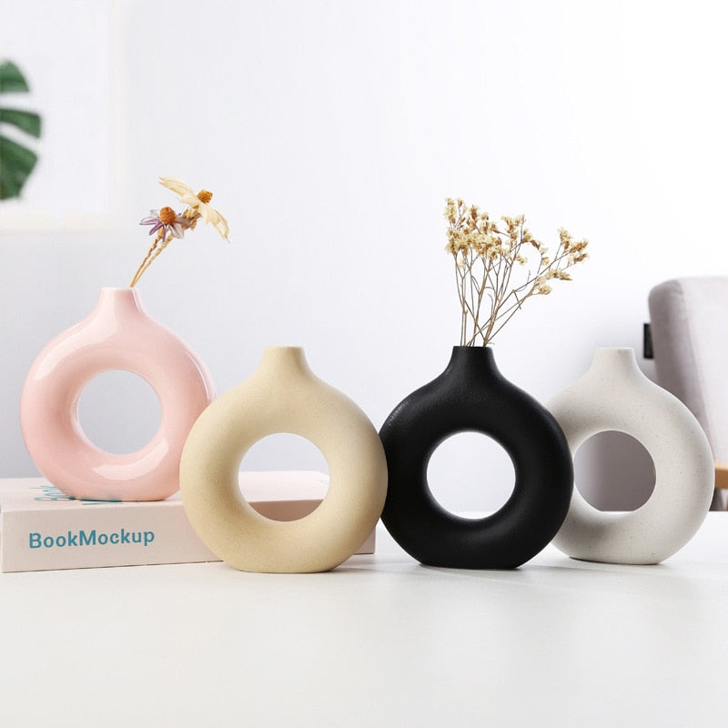 Nordic Ceramic Vase Circular Hollow Donuts Flower Pot Home Living Room Decoration Accessories Interior Office Desktop Decor Gift